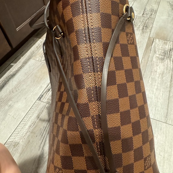 Louis Vuitton neverfull MM with pouch . Excellent condition - Picture 6 of 11